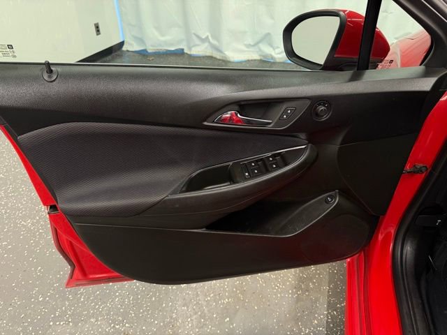 Used 2018 Chevrolet Cruze LT w/ Convenience Package image 10