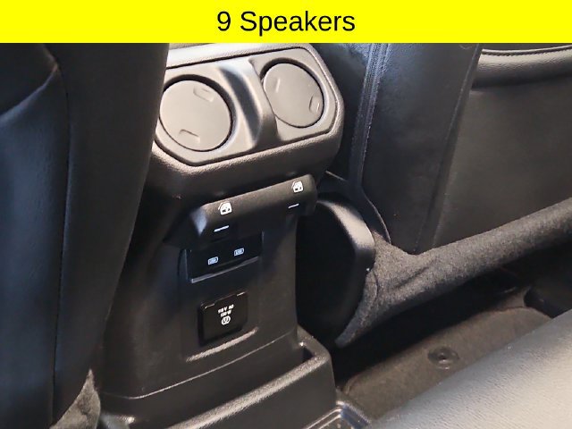 Used 2023 Jeep Wrangler Unlimited Sahara w/ Cold Weather Group AWD/4WD image 10