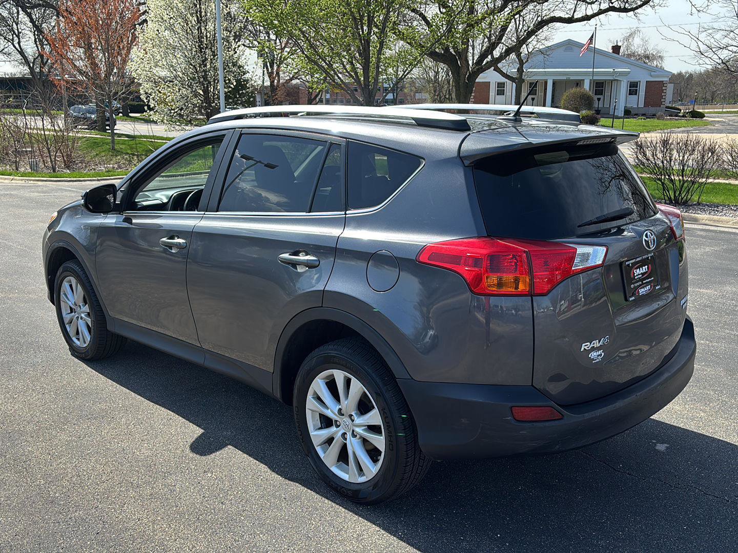 Used 2014 Toyota RAV4 Limited w/ Technology Package AWD/4WD image 15