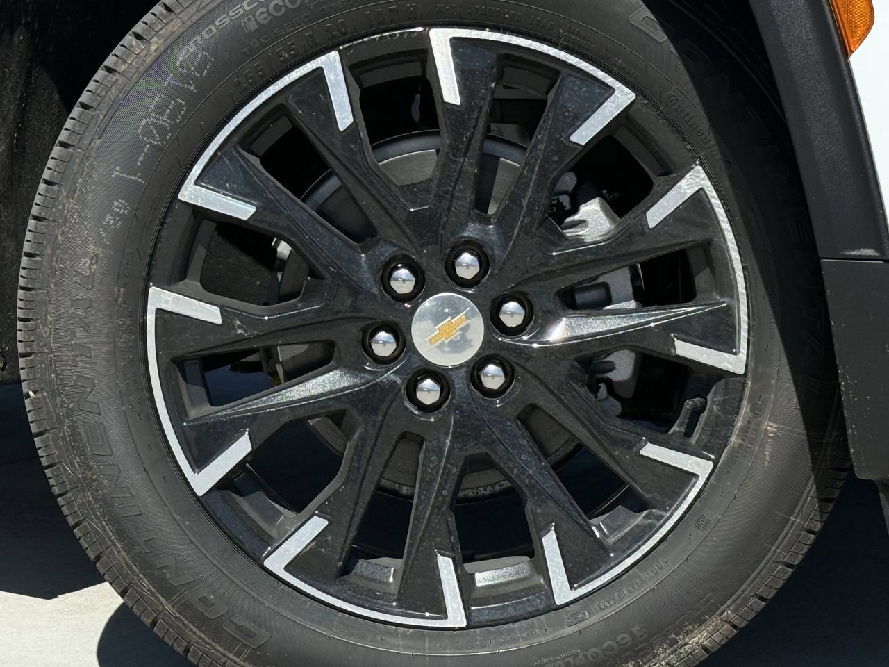 New 2026 Chevrolet Traverse LT w/ Sun and Wheel Package image 9