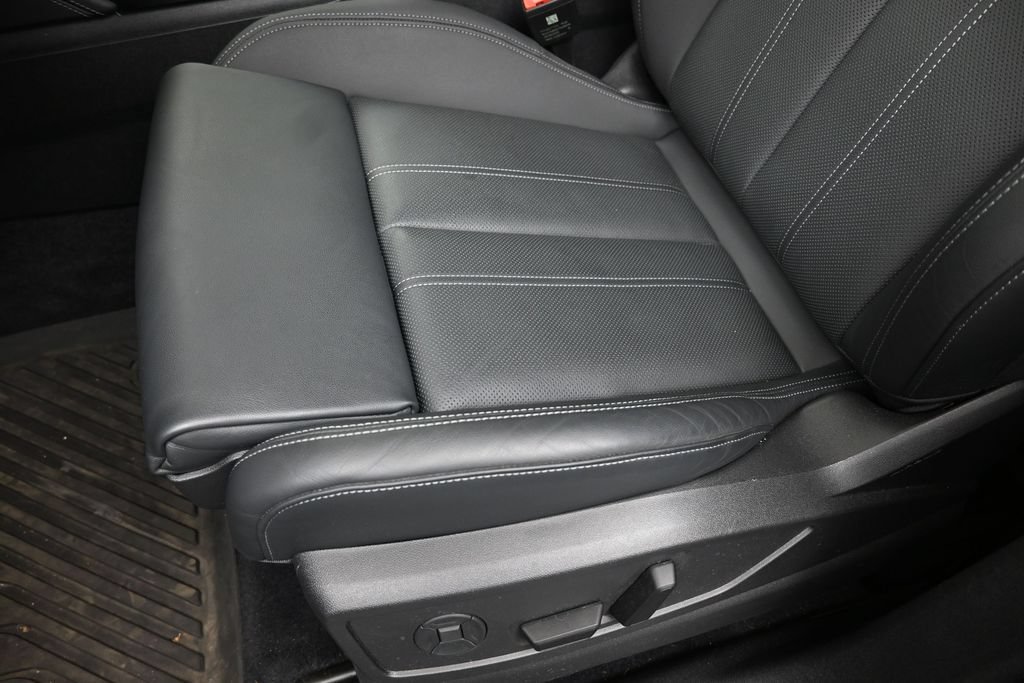 Certified 2025 Audi Q5 Premium Plus w/ Premium Plus AWD/4WD image 22