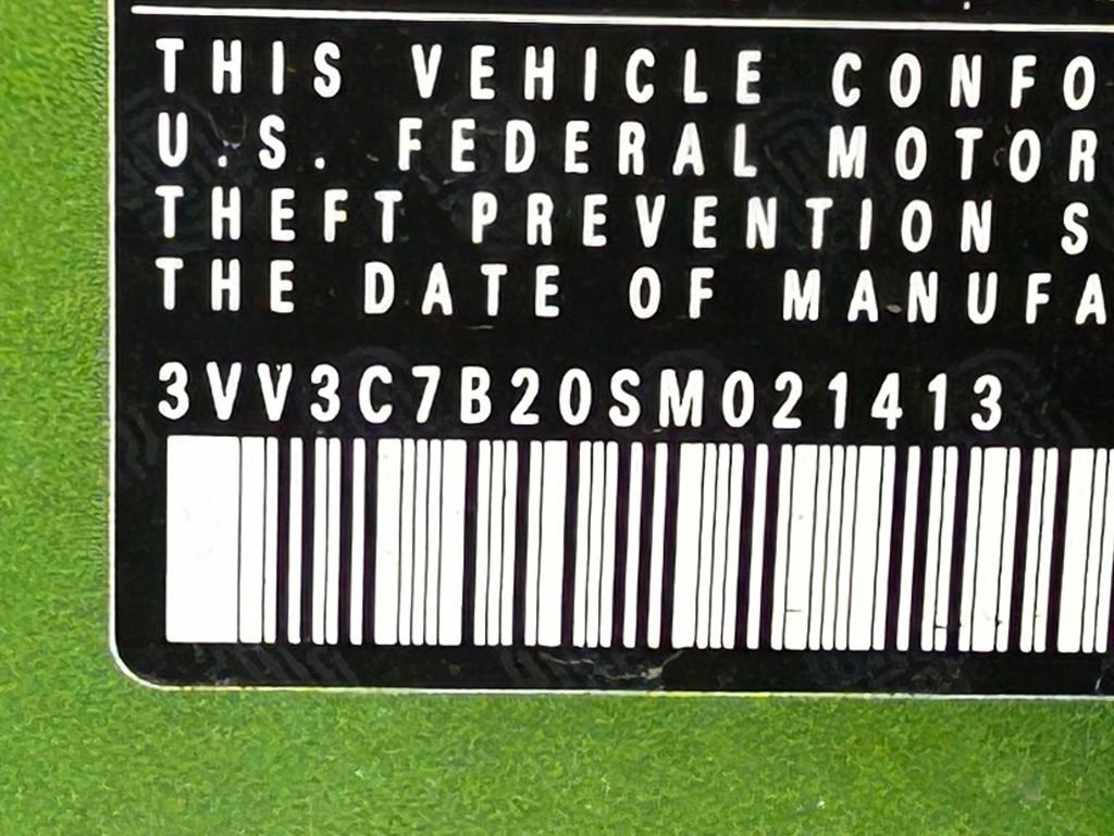 Certified 2025 Volkswagen Taos SE image 53