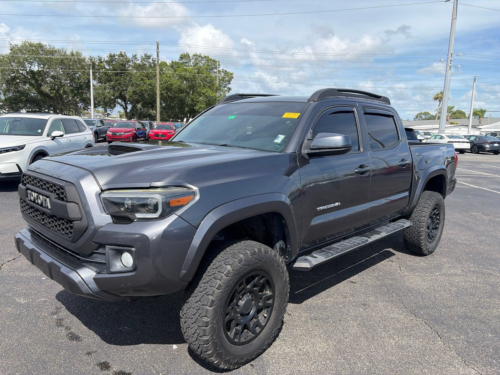 Used 2019 Toyota Tacoma TRD Sport RWD image 3
