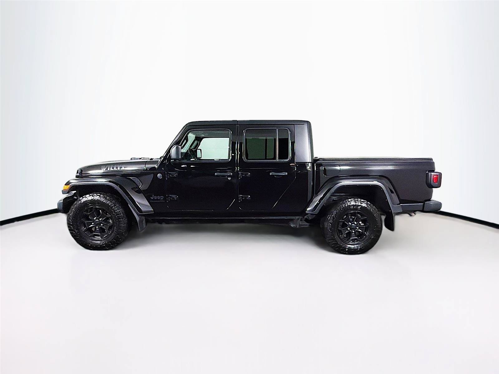 Used 2022 Jeep Gladiator Sport AWD/4WD image 4