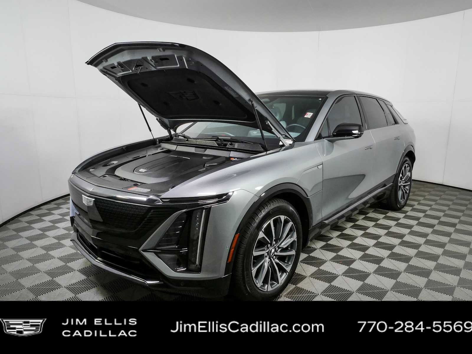 Certified 2024 Cadillac Lyriq Sport AWD/4WD image 33