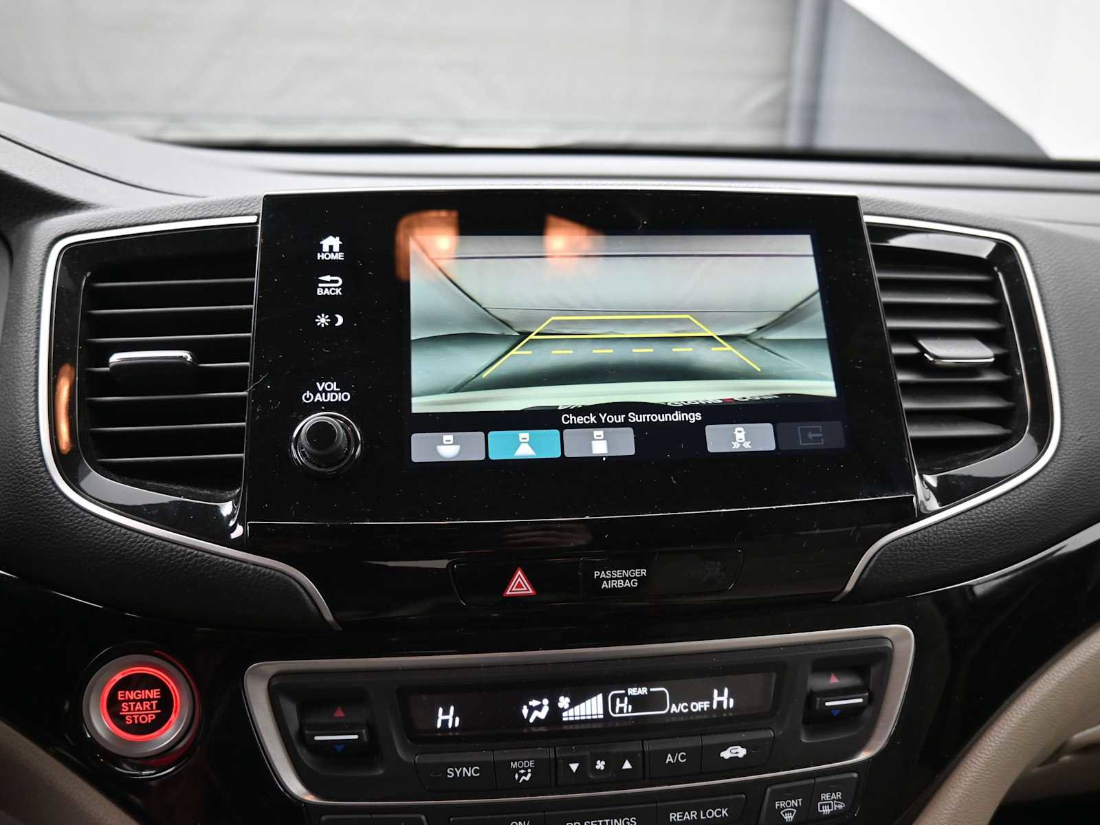 Used 2021 Honda Pilot Touring image 8