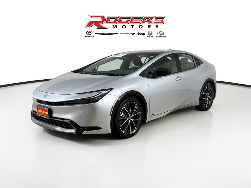 Certified 2024 Toyota Prius XLE AWD/4WD image 8