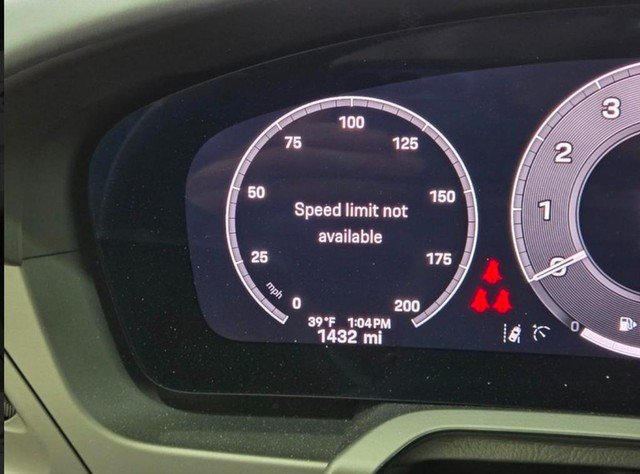 Certified 2025 Porsche 911 Carrera RWD image 21