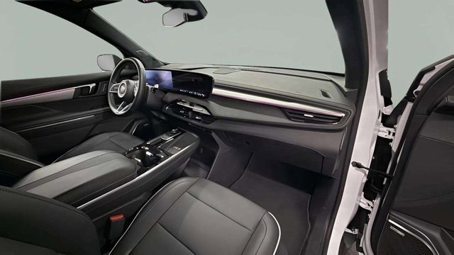 Used 2025 Buick Enclave Preferred image 20