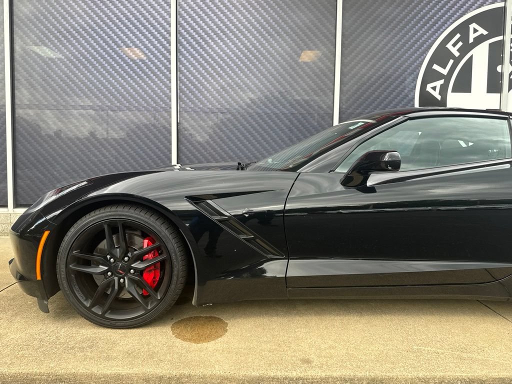 Used 2016 Chevrolet Corvette Stingray Coupe w/ 3LT Preferred Equipment Group RWD image 15