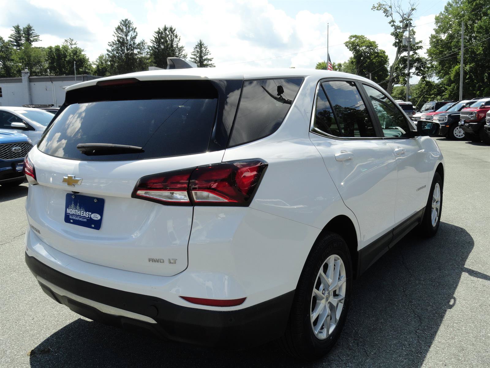 Used 2022 Chevrolet Equinox LT AWD/4WD image 8