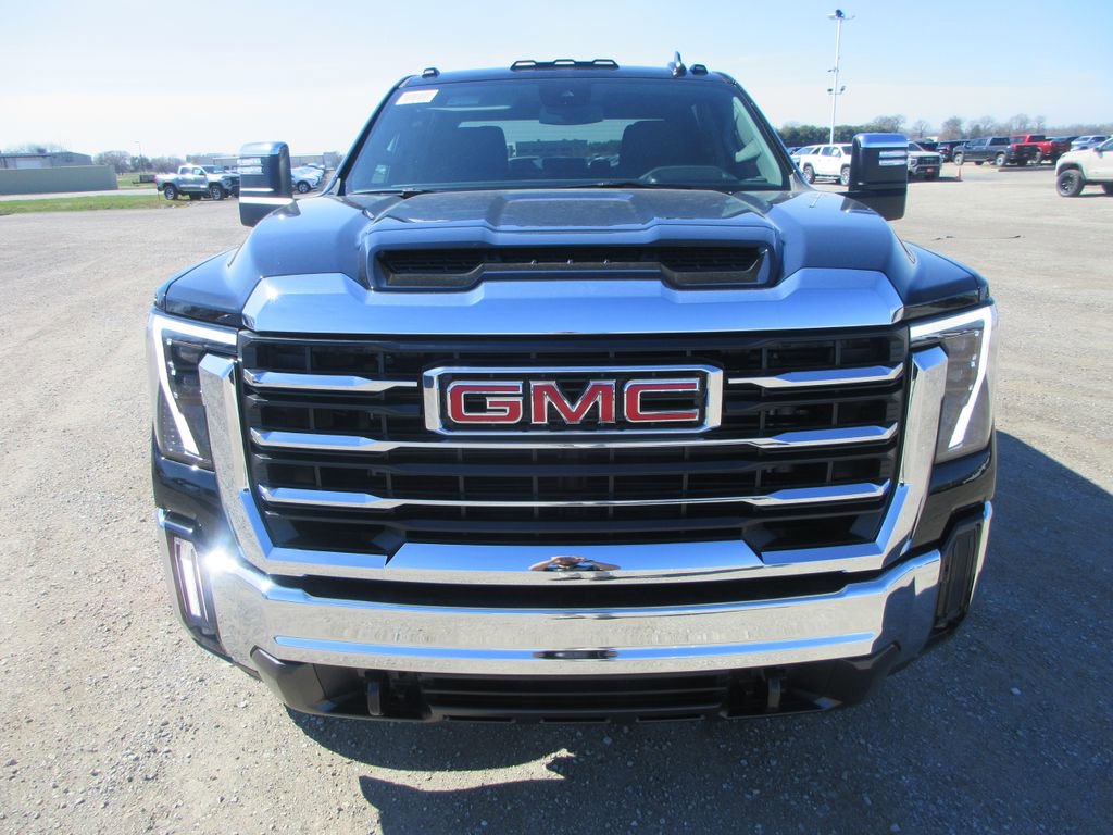 New 2026 GMC Sierra 2500 SLT image 11