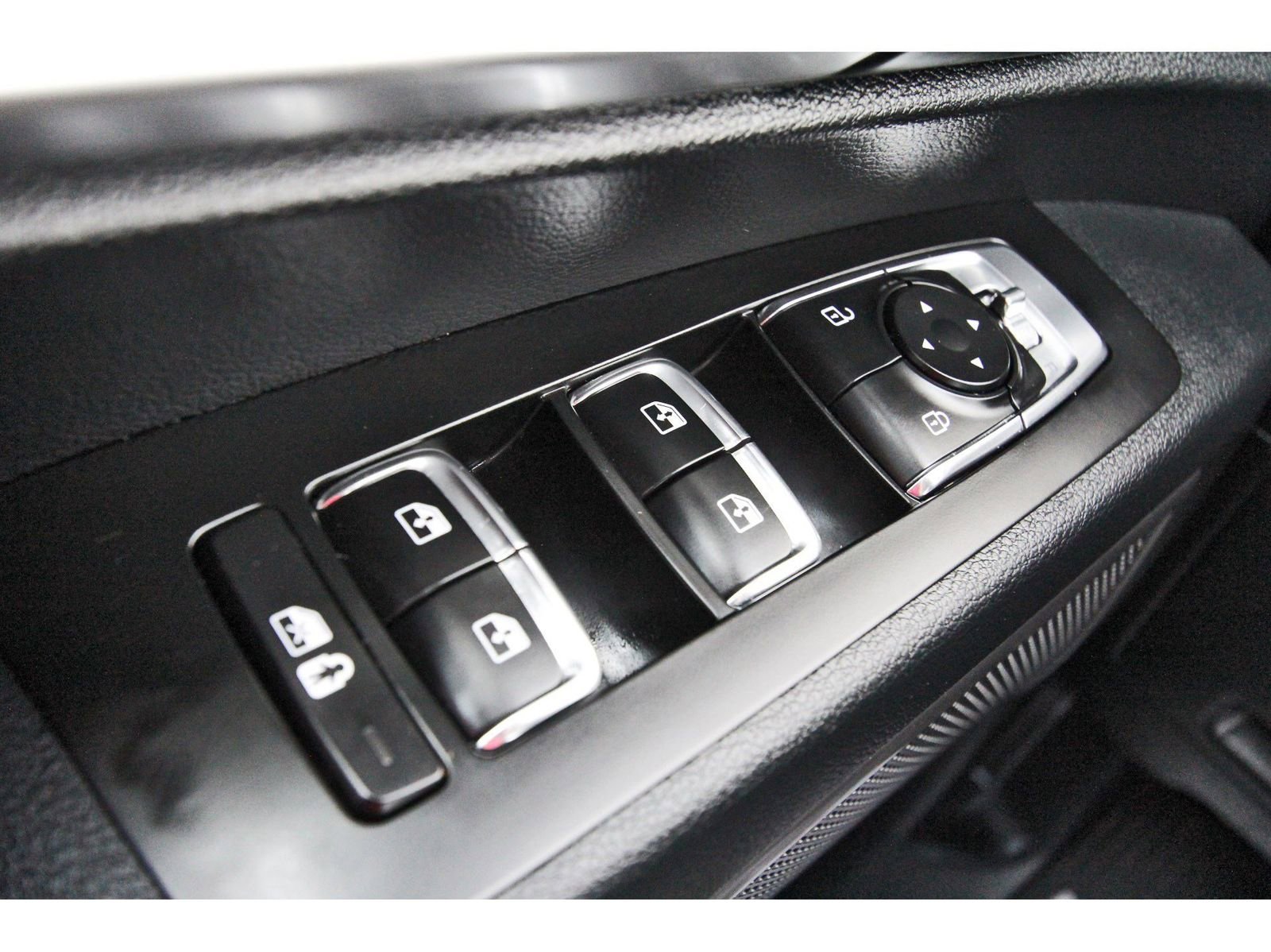 Used 2025 Kia Telluride S FWD image 20