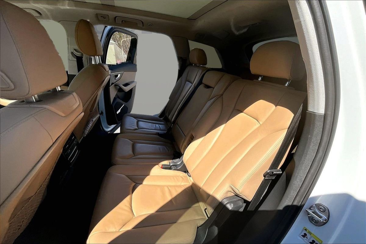 Used 2020 Audi Q7 3.0T Premium Plus image 22