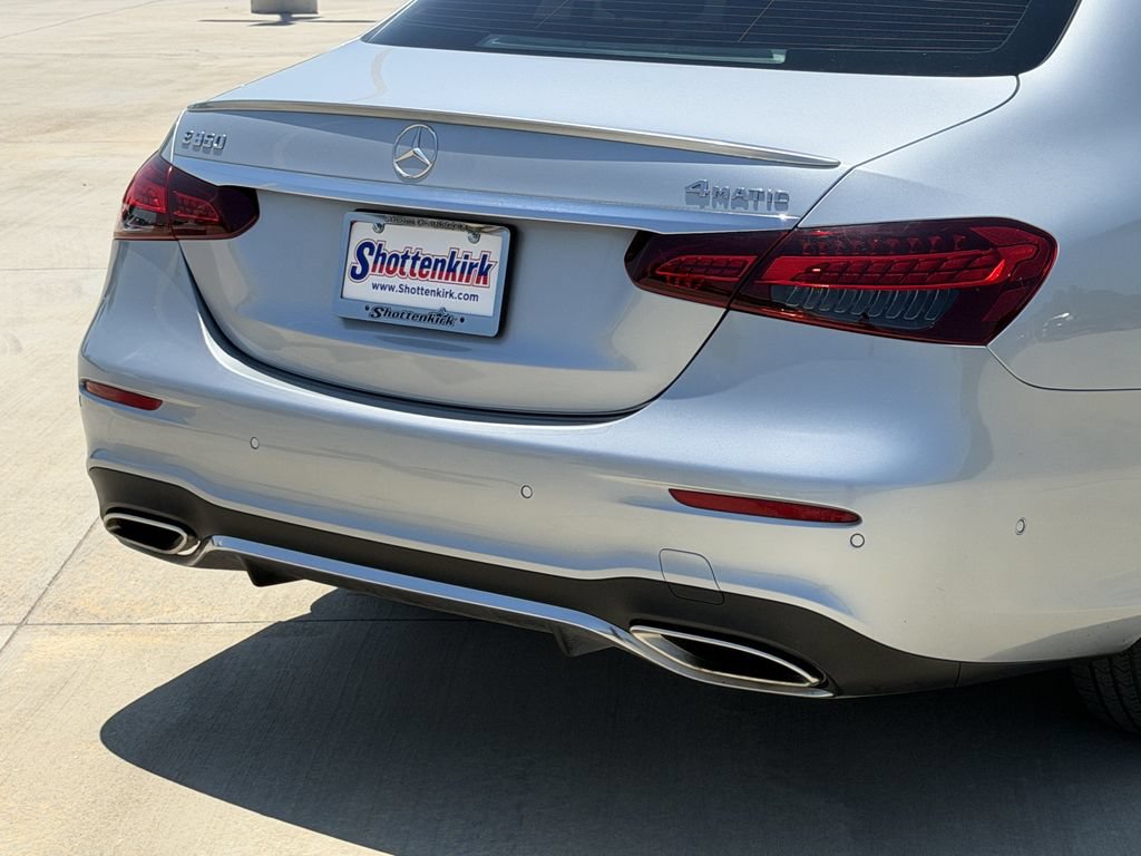 Used 2021 Mercedes-Benz E 350 4MATIC Sedan image 6