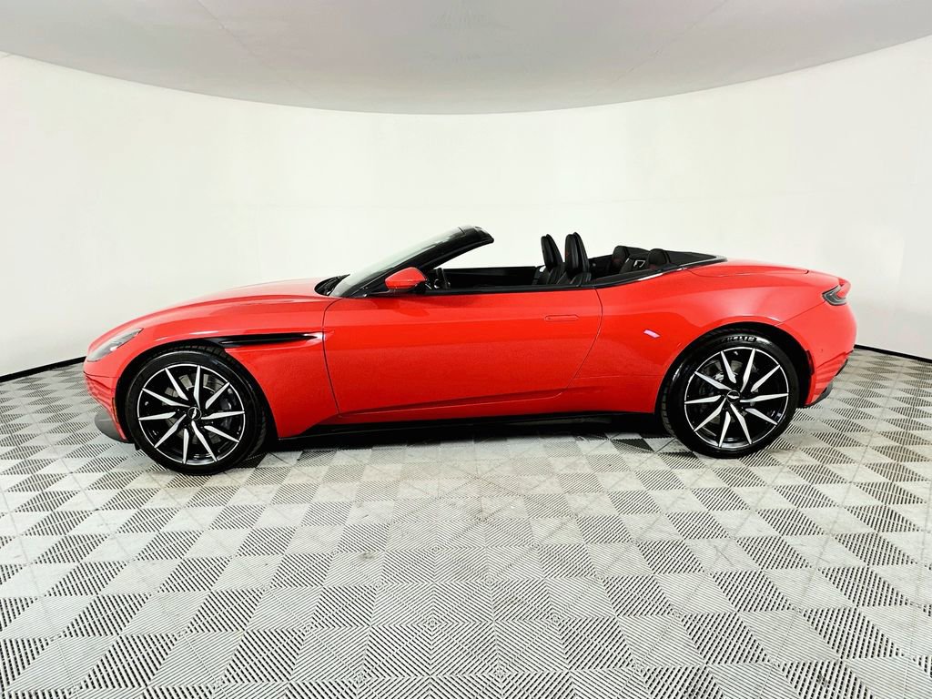 Used 2020 Aston Martin DB11 Volante RWD image 4