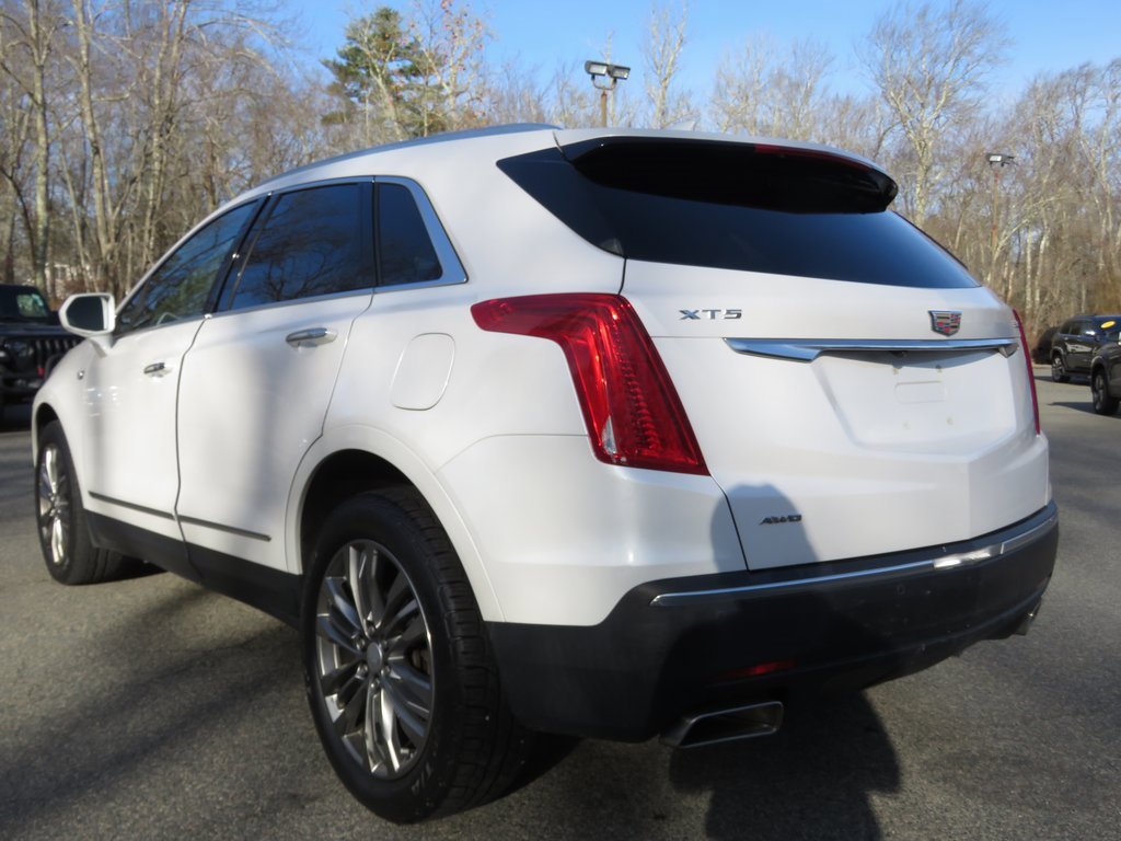 Used 2017 Cadillac XT5 Premium Luxury image 8