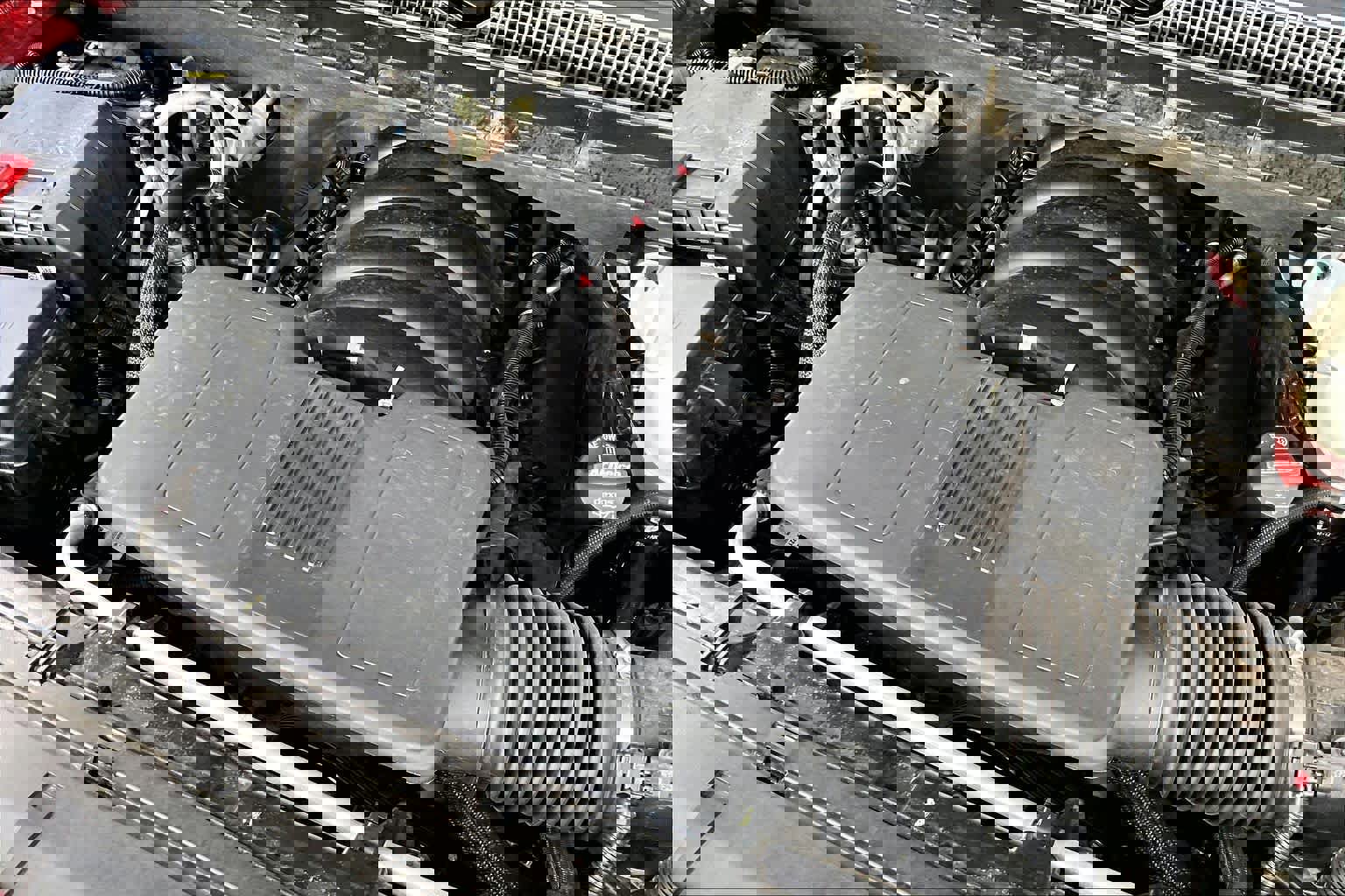 Used 2025 Chevrolet Tahoe High Country image 33