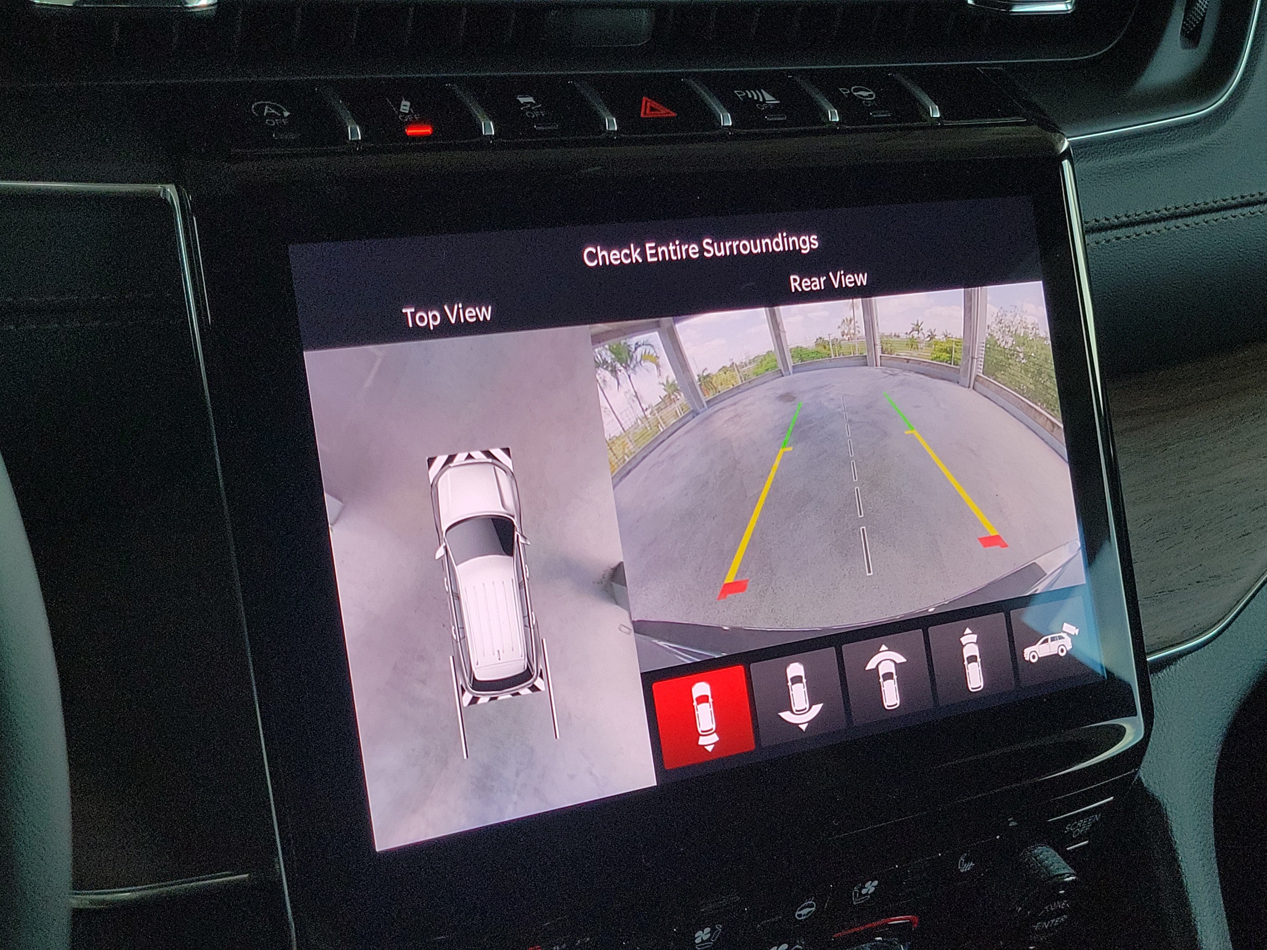 New 2025 Jeep Grand Cherokee Summit w/ Adv Protech Group IV AWD/4WD image 28