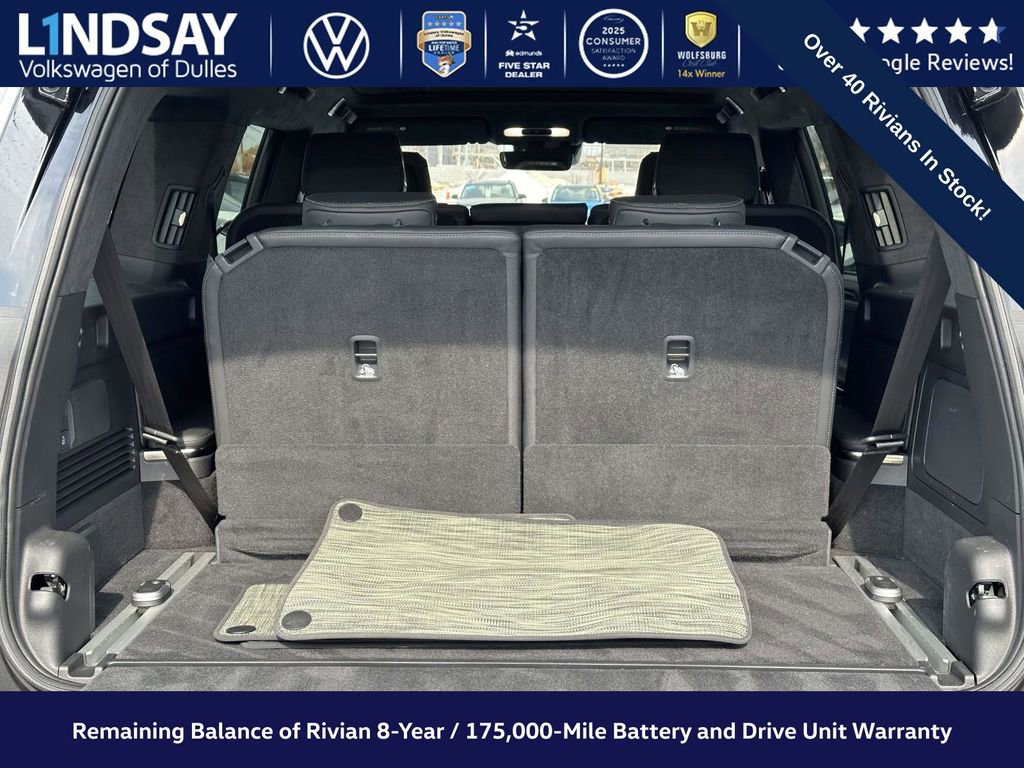 Used 2023 Rivian R1S Adventure image 16