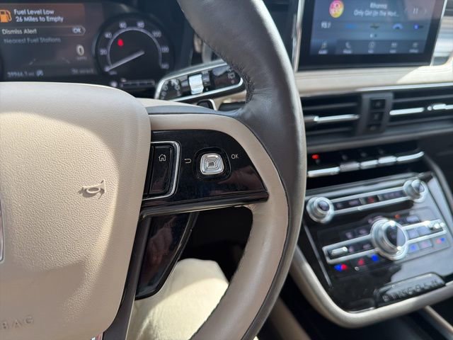 Used 2022 Lincoln Corsair AWD w/ Premium Package image 46