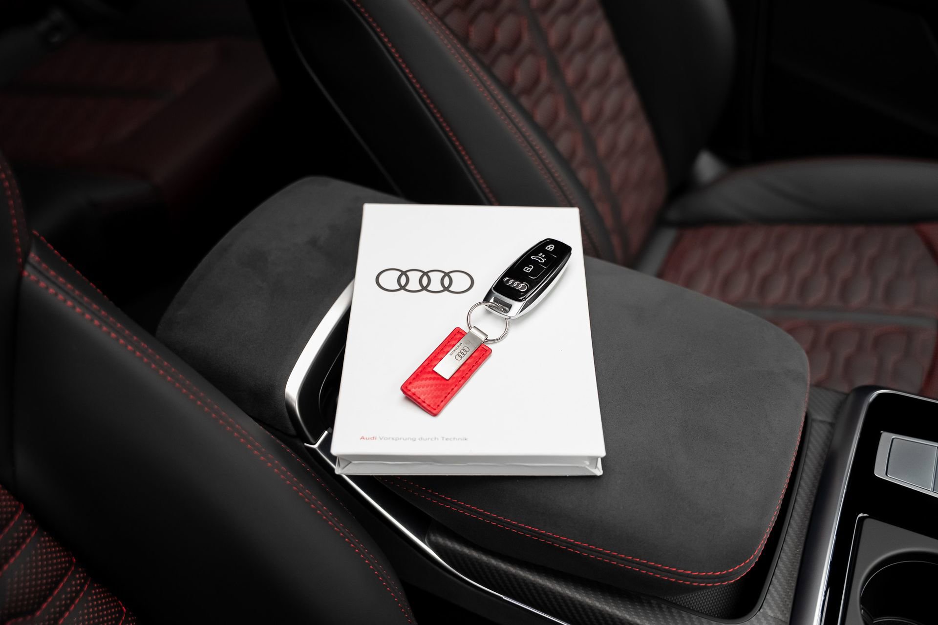 Used 2026 Audi RS Q8 performance AWD/4WD image 82
