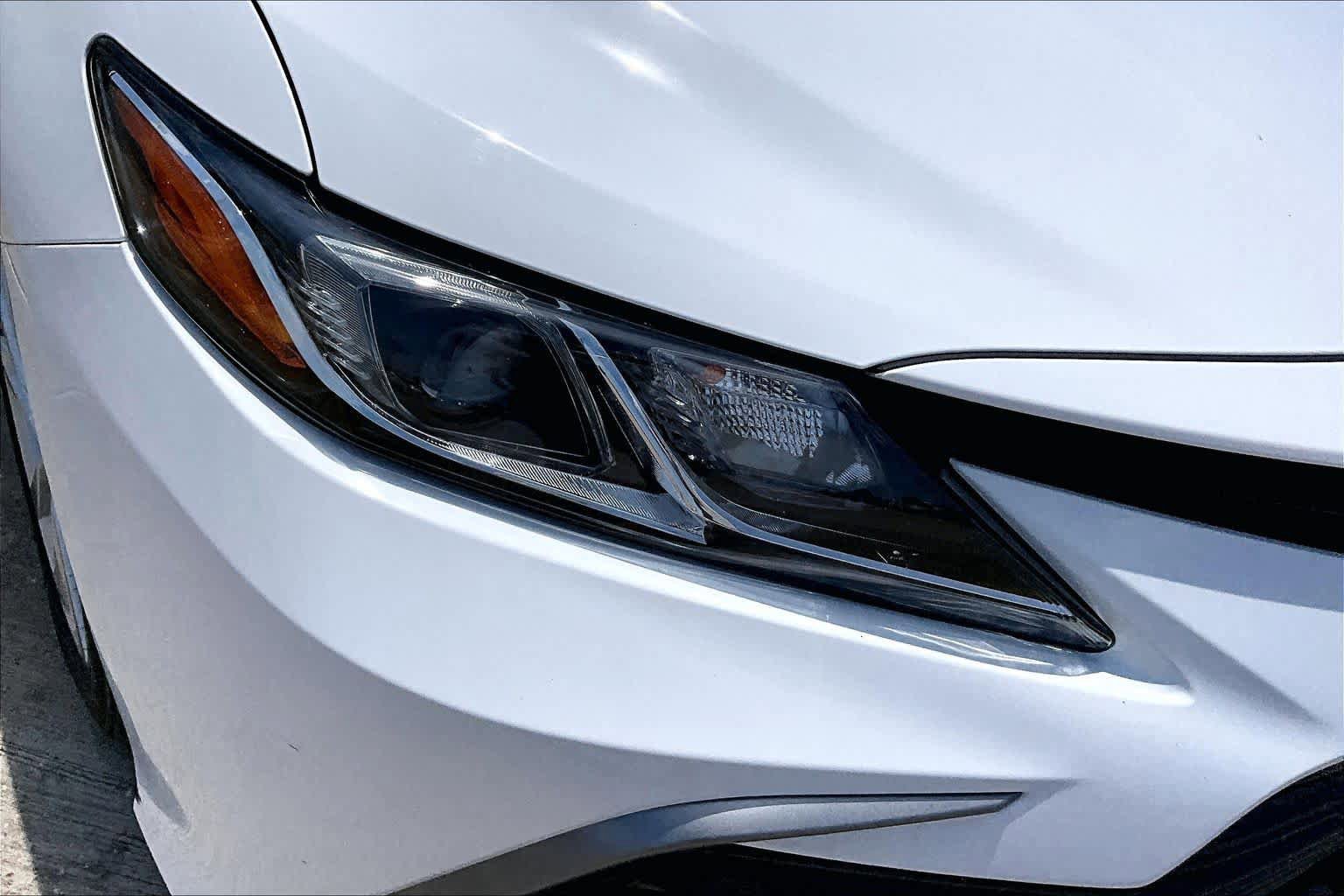 Used 2022 Toyota Camry LE FWD image 27