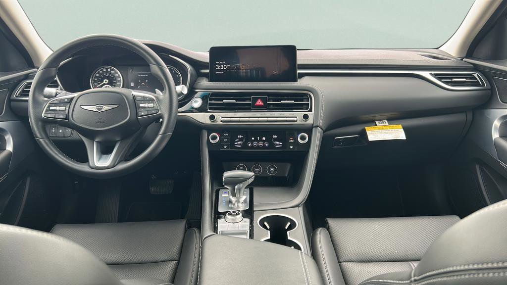 Used 2025 Genesis G70 2.5T image 15