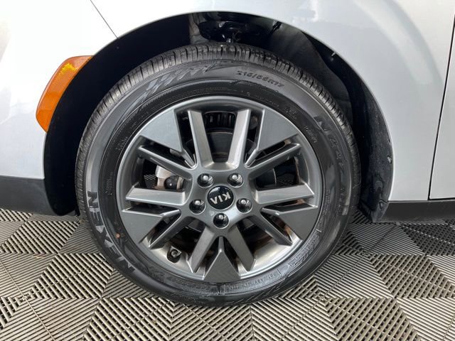 Used 2021 Kia Soul EX FWD image 10
