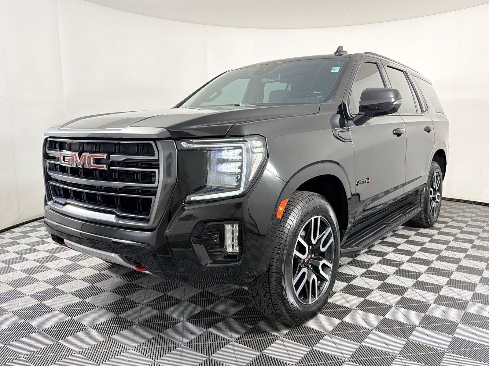 Certified 2023 GMC Yukon AT4 w/ LPO, Floor Liner Package AWD/4WD image 3