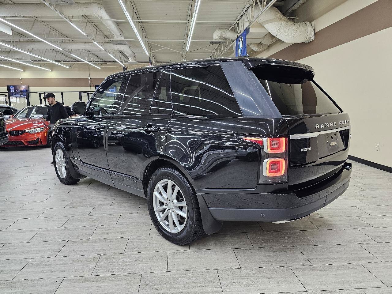 Used 2018 Land Rover Range Rover HSE AWD/4WD image 9