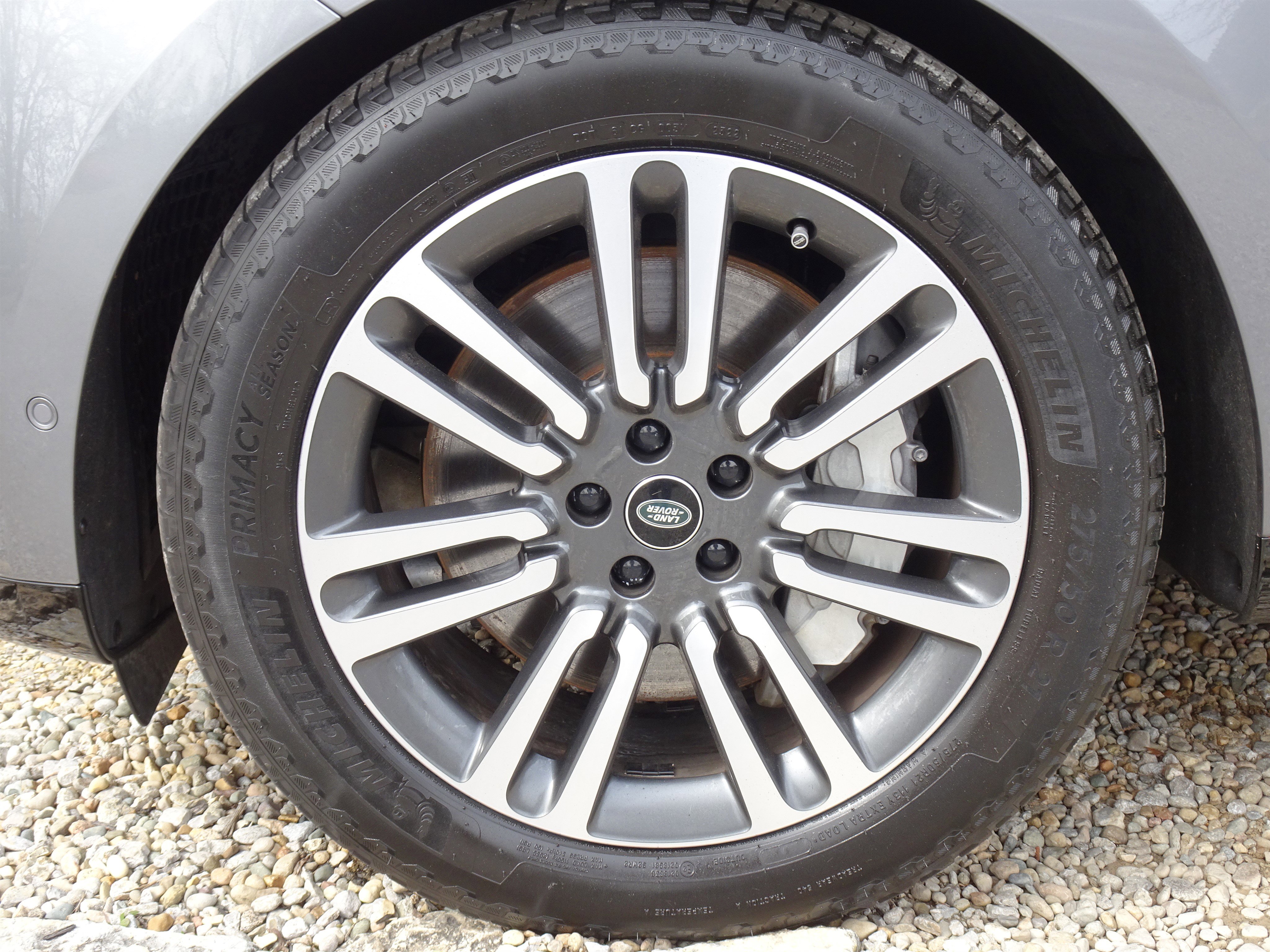 Certified 2023 Land Rover Range Rover SE image 28