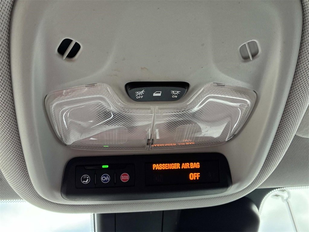 Used 2023 Chevrolet TrailBlazer LT image 35