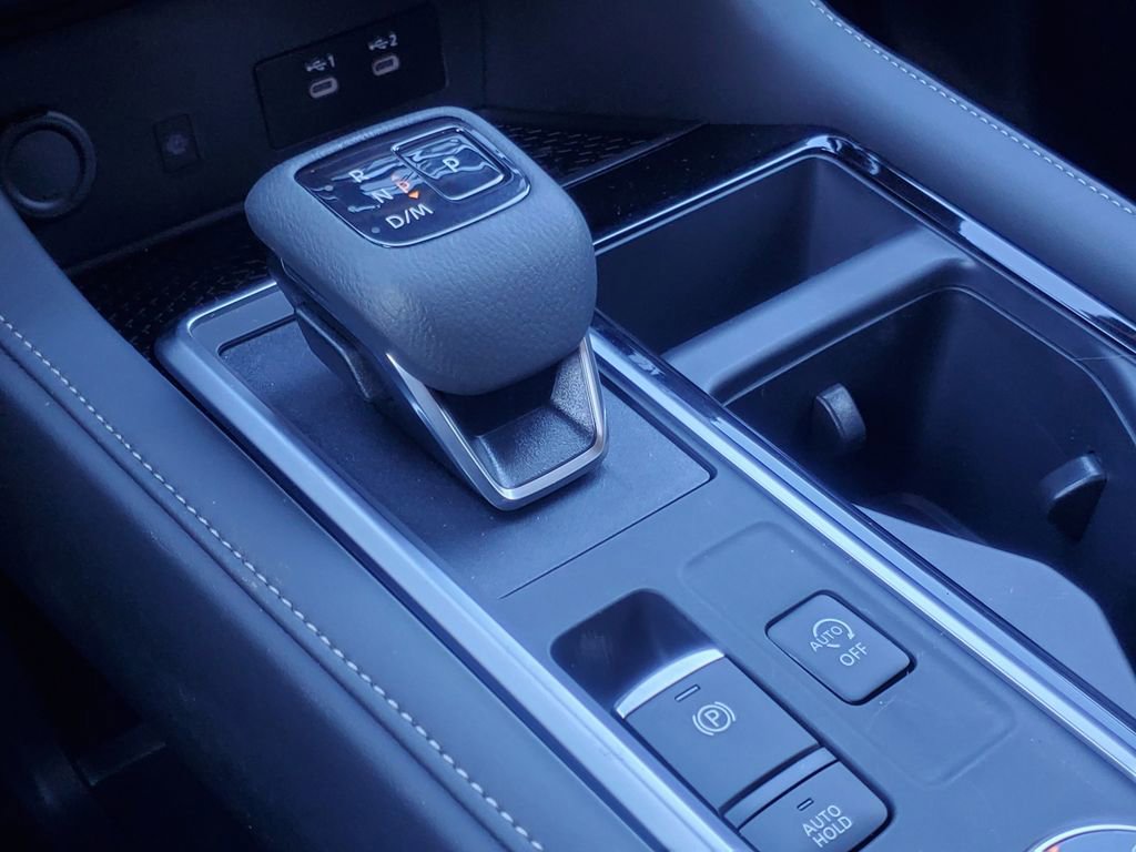 New 2026 Nissan Pathfinder SL image 24