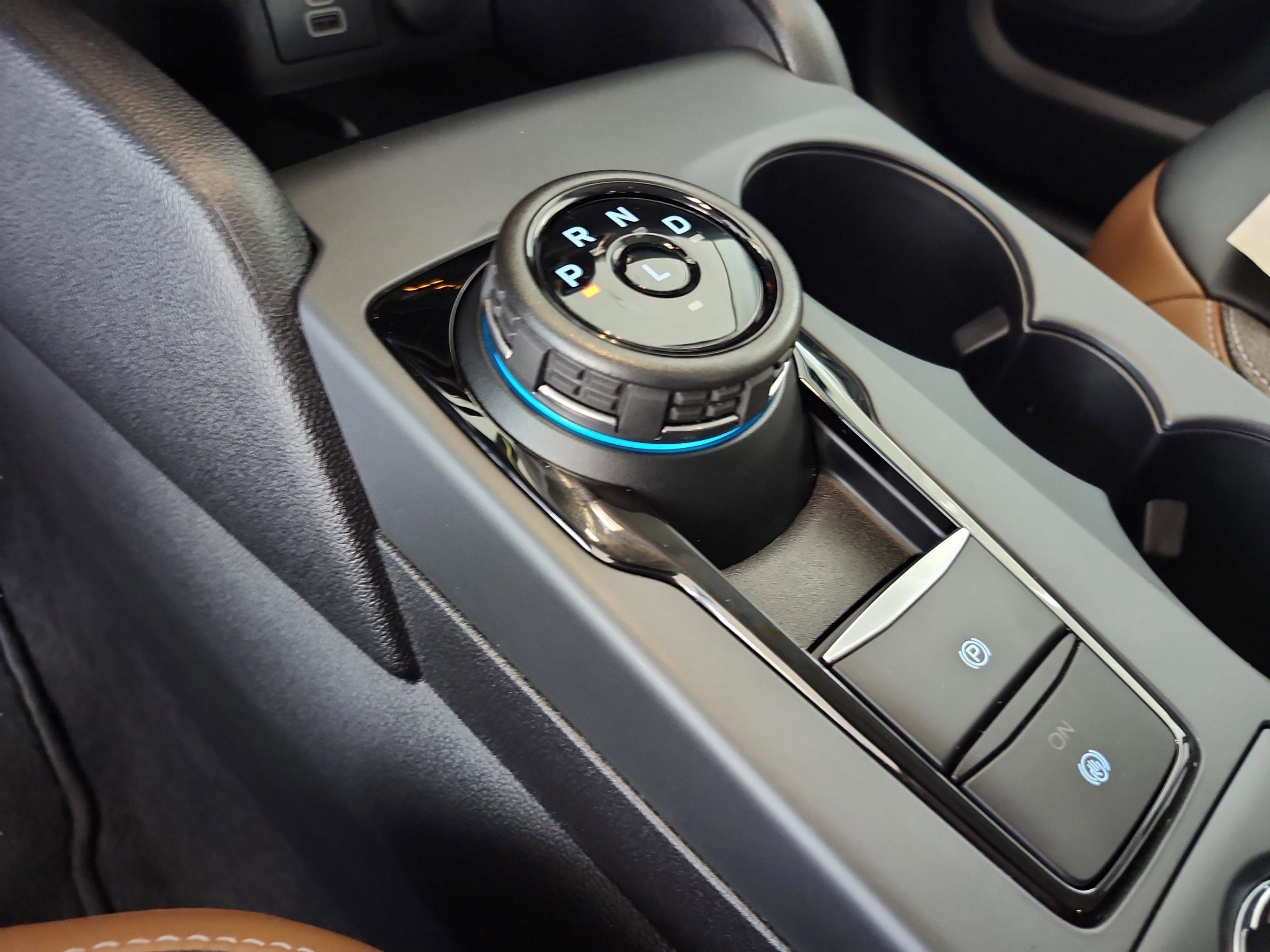 Certified 2024 Ford Bronco Sport Outer Banks w/ Tech Package image 13