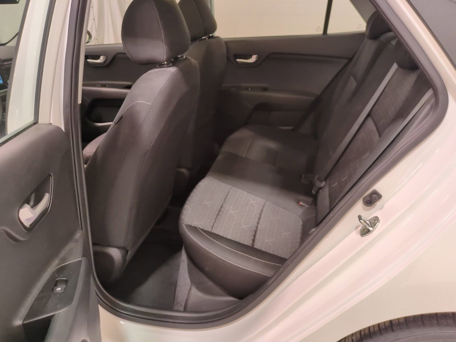 Used 2020 Kia Rio S image 14