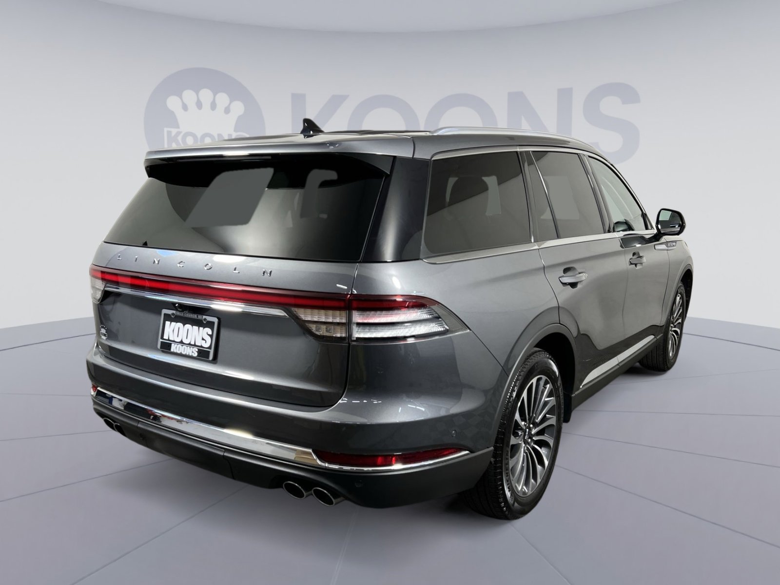 Used 2023 Lincoln Aviator Reserve w/ Equipment Group 201A image 7