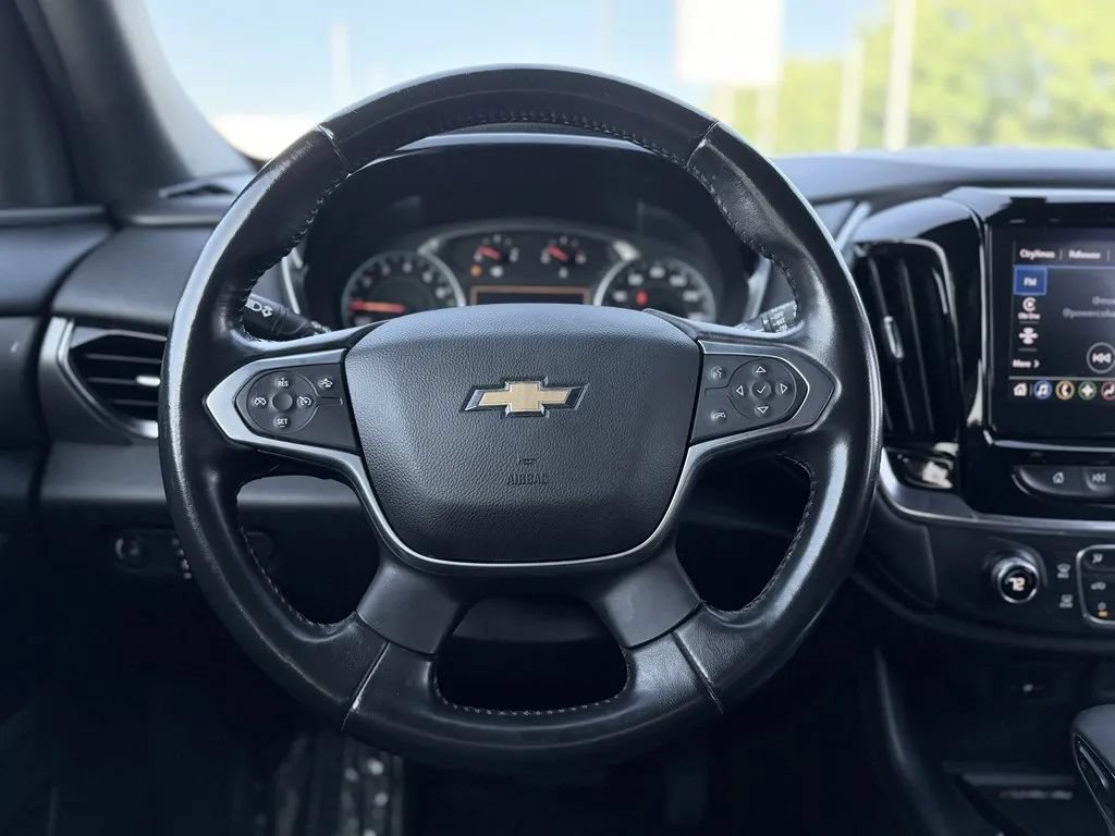 Used 2022 Chevrolet Traverse LT AWD/4WD image 14
