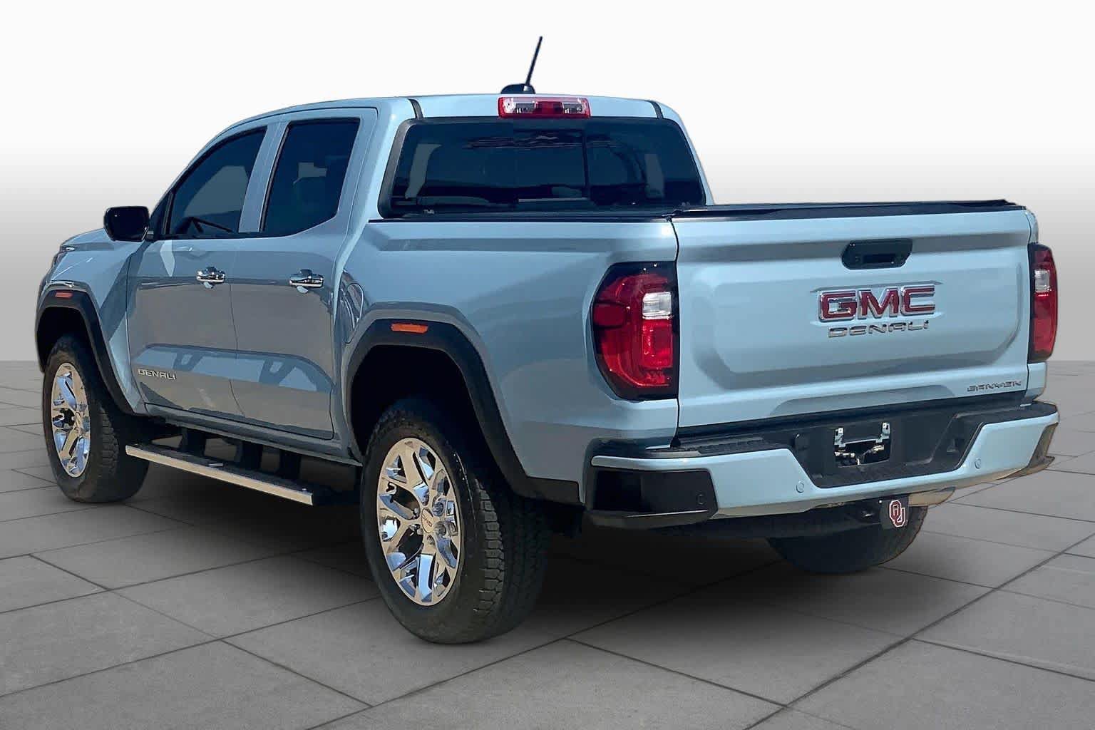 Certified 2025 GMC Canyon Denali AWD/4WD image 12