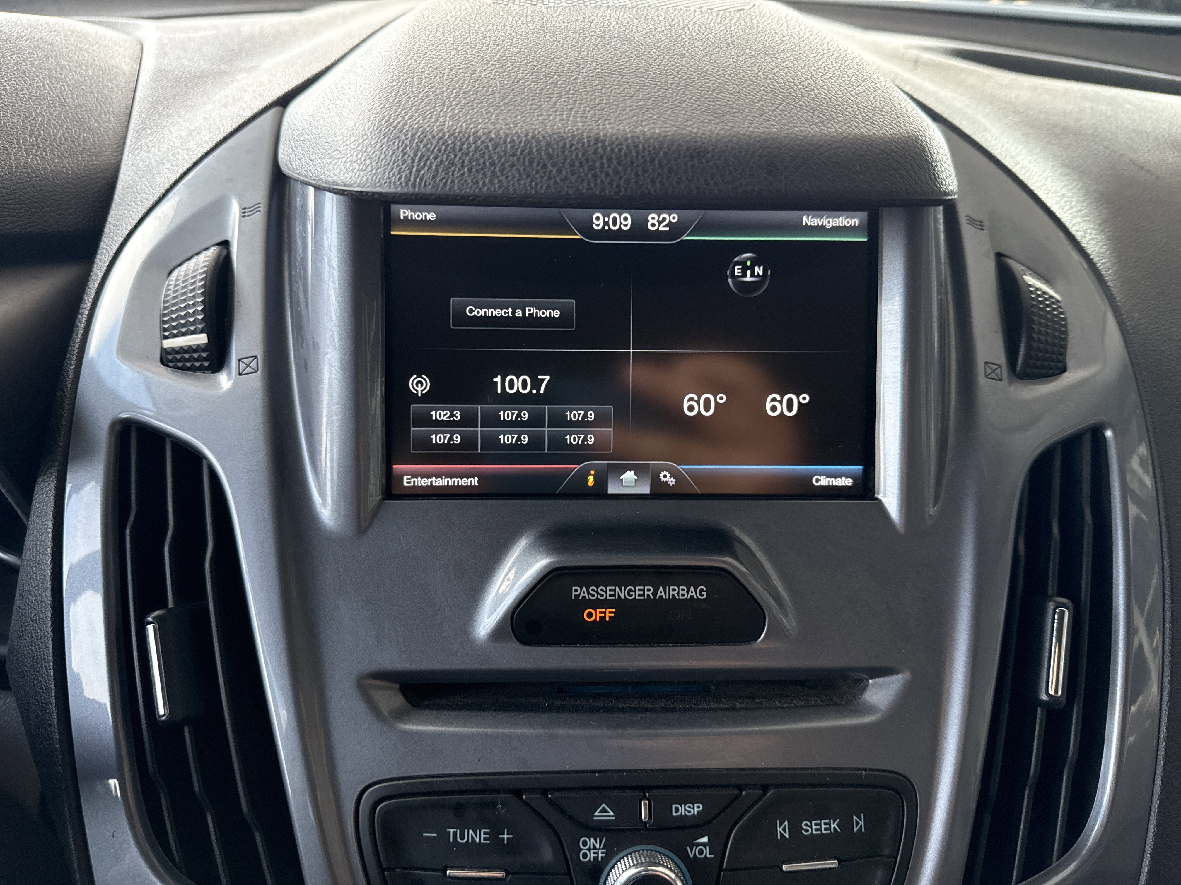 Used 2015 Ford Transit Connect Titanium image 25