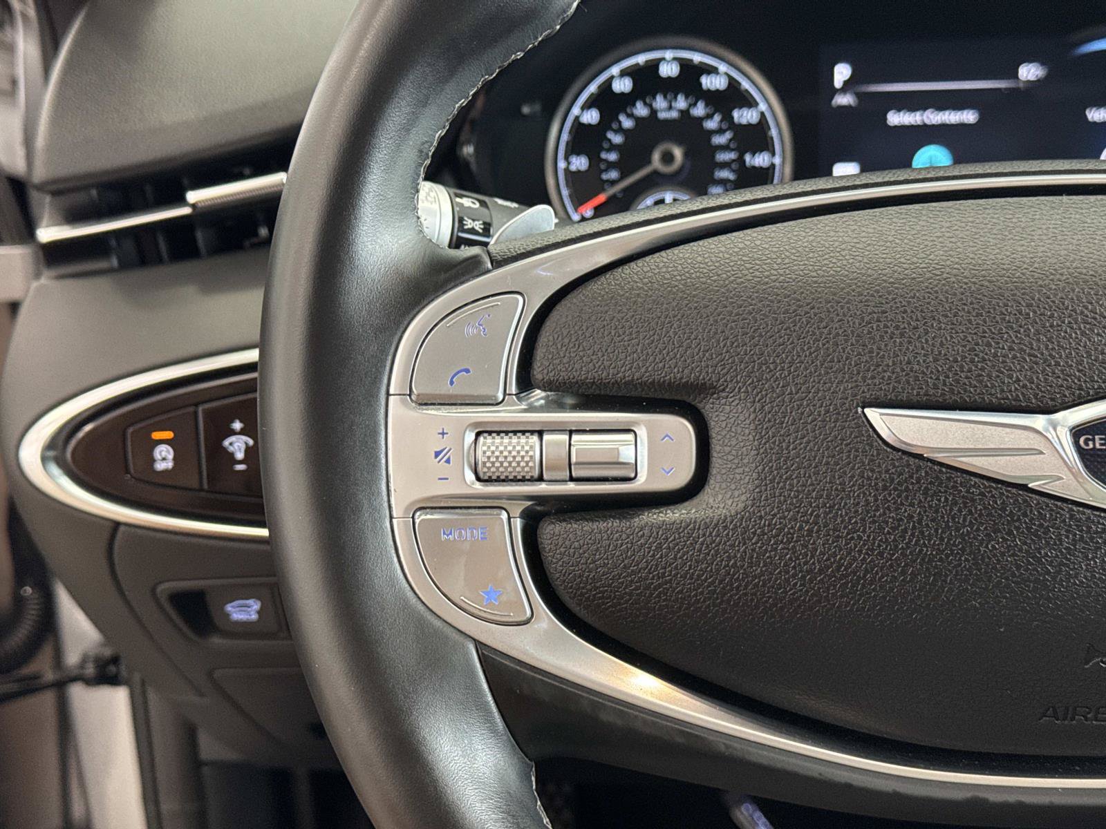 Used 2024 Genesis GV70 2.5T AWD/4WD image 22