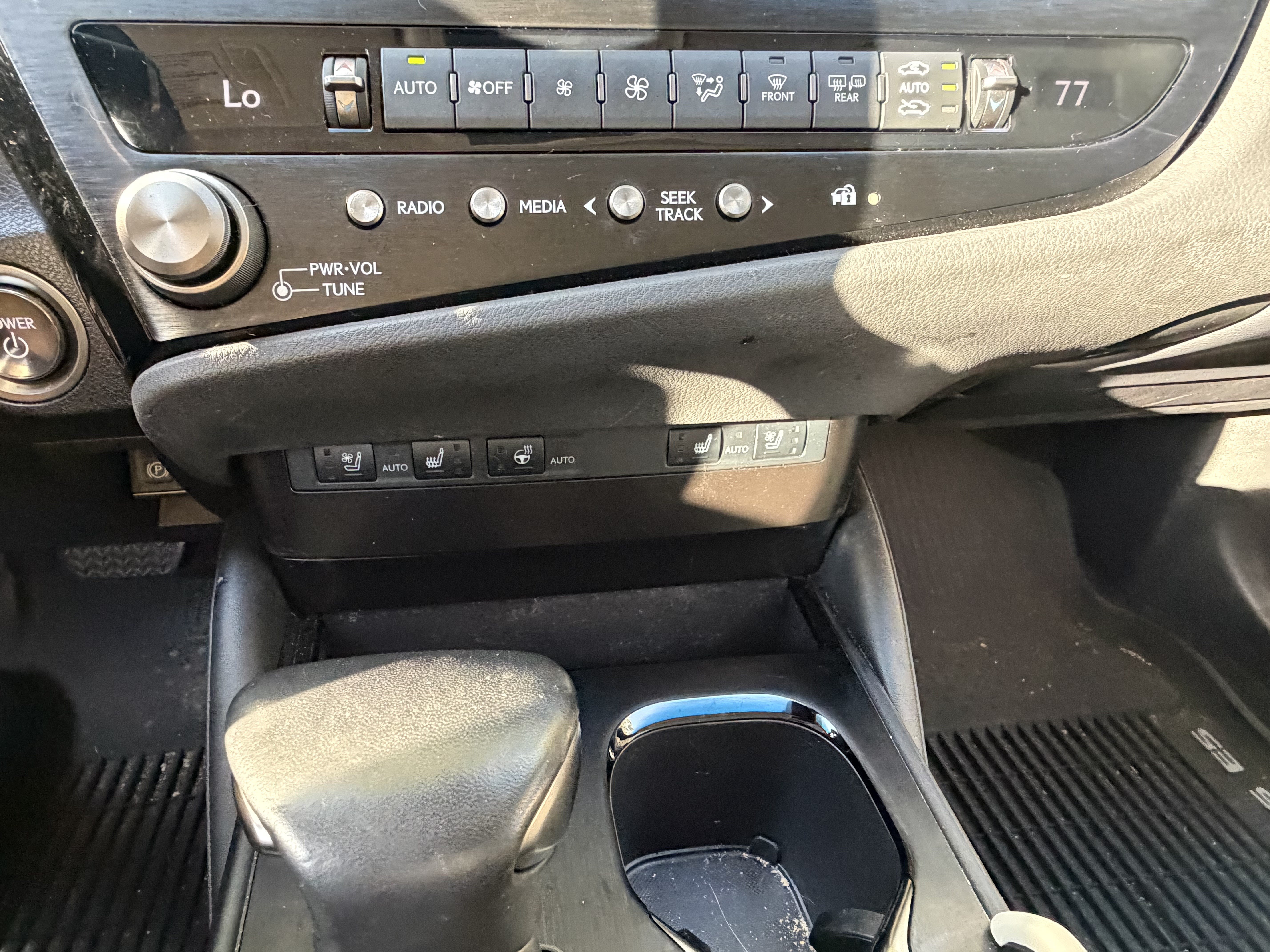 Used 2023 Lexus ES 300h w/ Premium Package FWD image 26