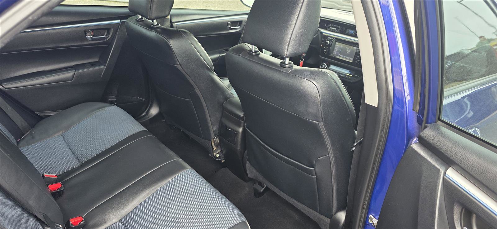 Used 2014 Toyota Corolla S FWD image 11