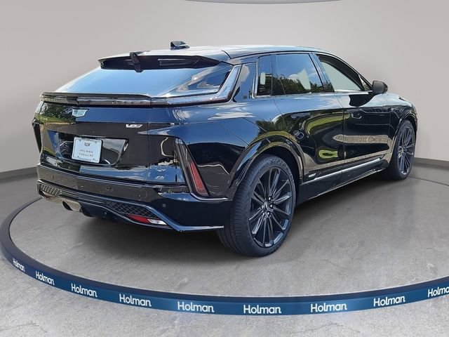 New 2026 Cadillac Lyriq V AWD/4WD image 4