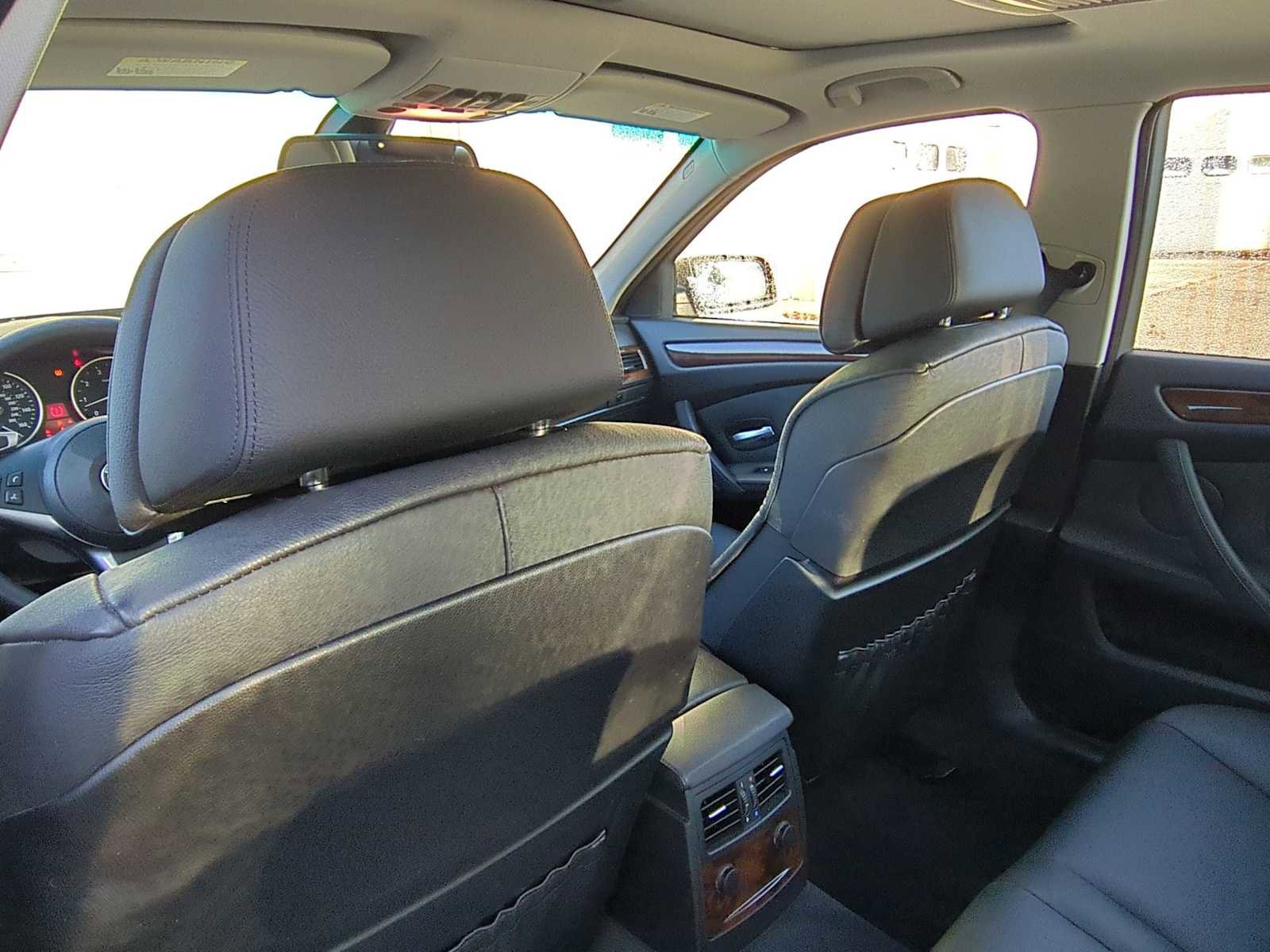 Used 2008 BMW 550i Sedan image 19