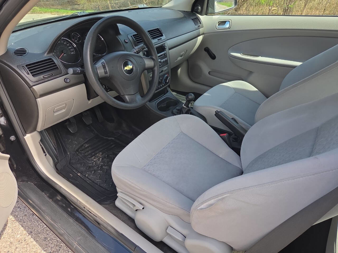 Used 2009 Chevrolet Cobalt LS FWD image 13