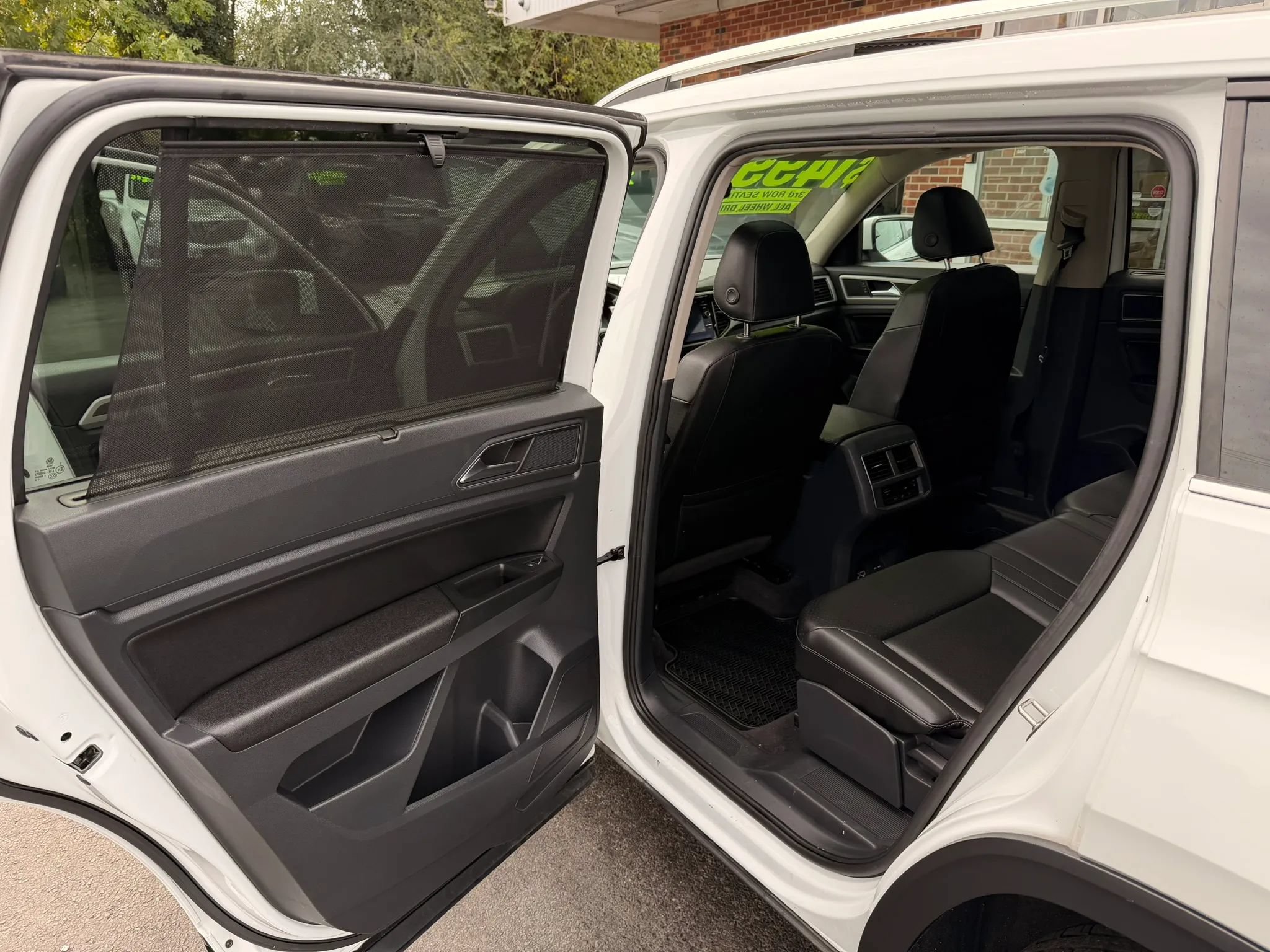 Used 2018 Volkswagen Atlas SEL AWD/4WD image 10