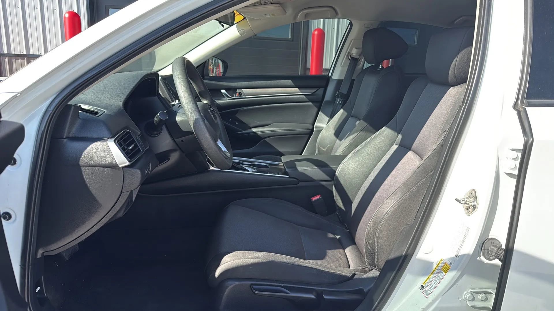Used 2019 Honda Accord LX image 7