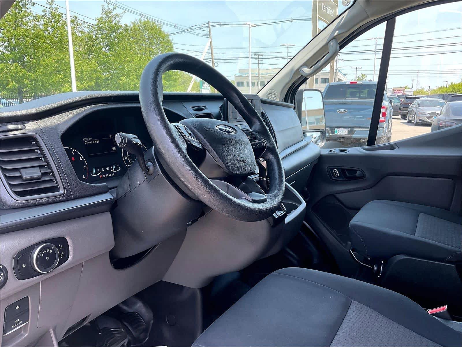 Used 2024 Ford Transit 250 Low Roof w/ Exterior Upgrade Package RWD image 7