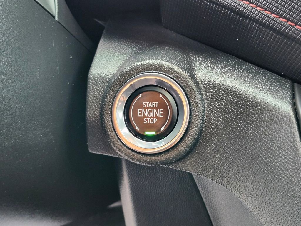 Used 2023 Chevrolet TrailBlazer RS w/ Sun and Liftgate Package image 23